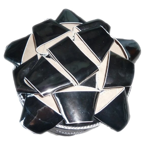 SILVER GLITZ UNIQUE RIBBON HAND BAG PURSE NEW - Picture 2 of 4